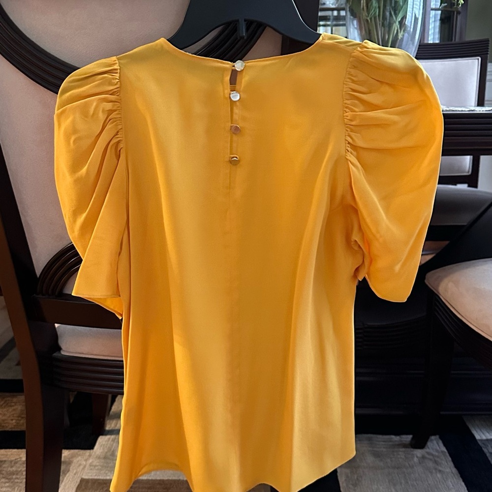 ANTONIO MELANI Golden Puff Sleeve Blouse New!!! - Picture 2 of 2